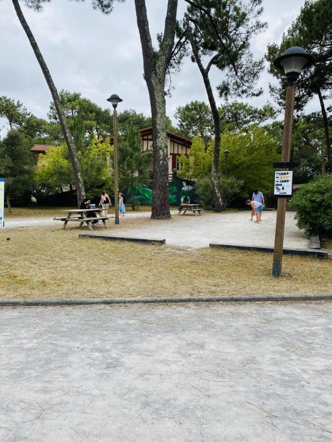 Village Vacances La Foret Des Landes タルノス エクステリア 写真