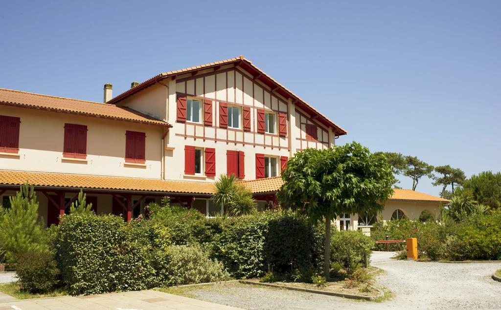 Village Vacances La Foret Des Landes タルノス エクステリア 写真